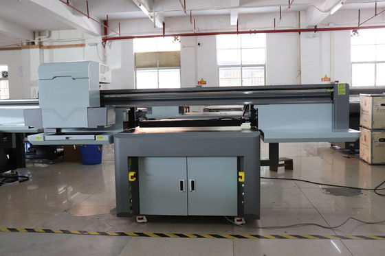 Máquina de impresión industrial impermeable con piso plano Equipo de impresión UV