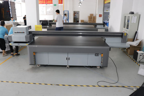 Impresora de tinta de gran formato resistente a los arañazos Impresora UV de gran formato