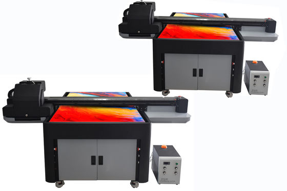 Impresora UV con doble impresión en blanco y color y grandes dimensiones de impresión
